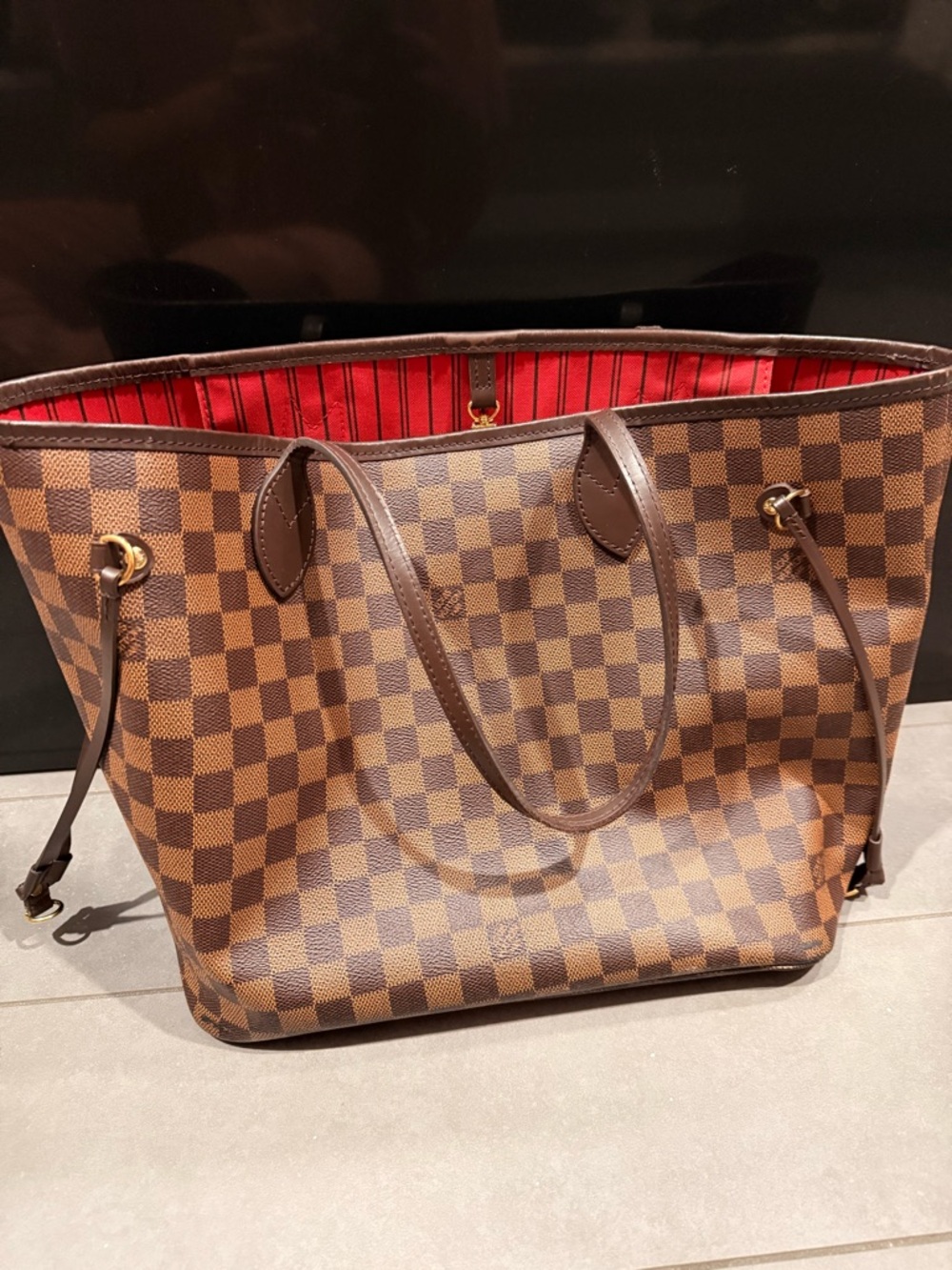Louis Vuitton Neverfull MM - Picture 2 of 11